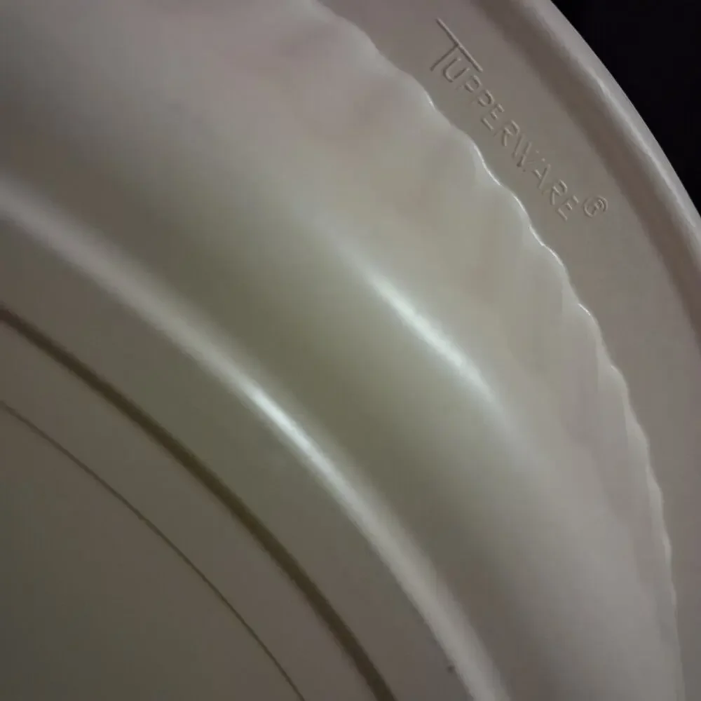 Vintage Tupperware Ultra 21 Ovenware 9” Ribbed Pie Quiche Pan 1766-4 No Lid